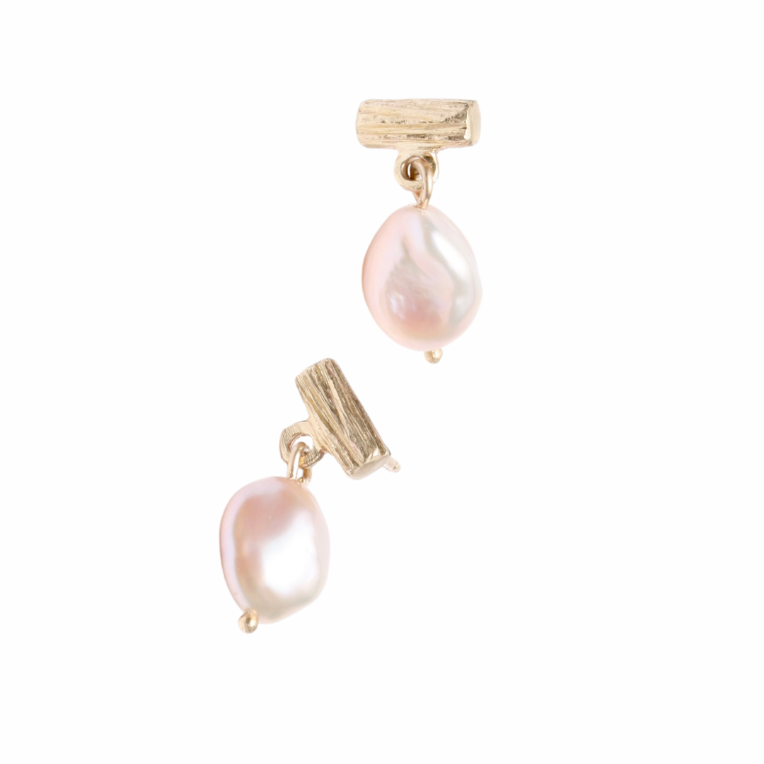 Lithic Fob with Pearl