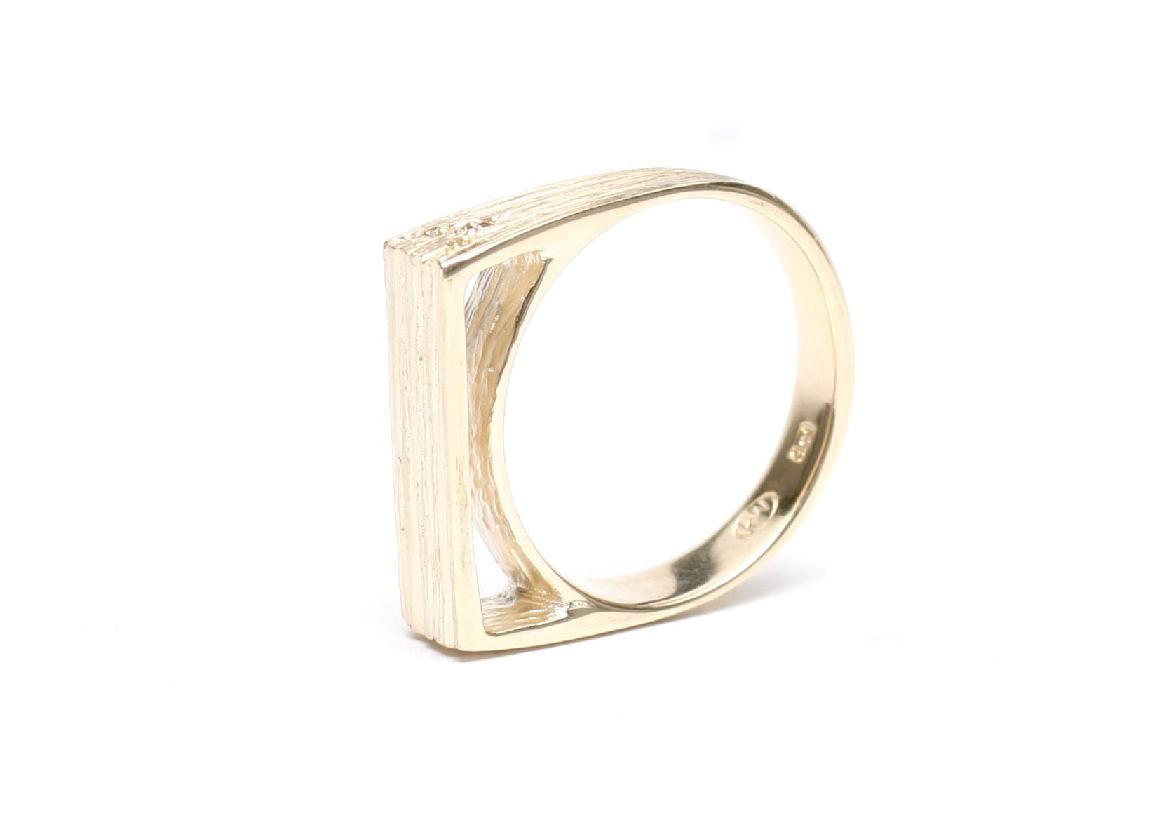 Slim Ledge with diamonds