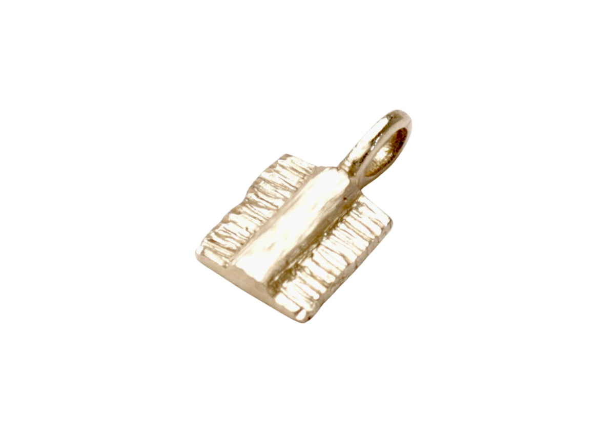 Golden calistemon , recycled 9ct yellow gold, pendant