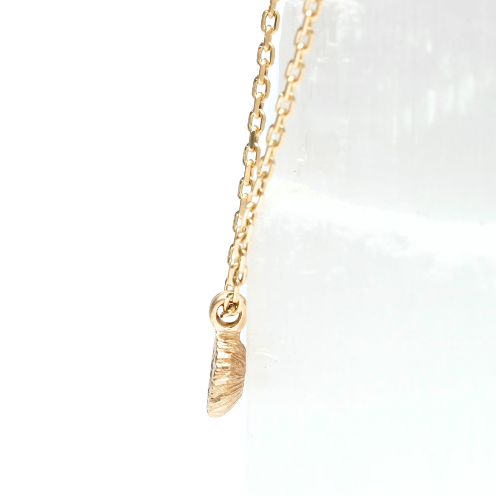 Stone Love Pendant - Gold with yellow sapphire